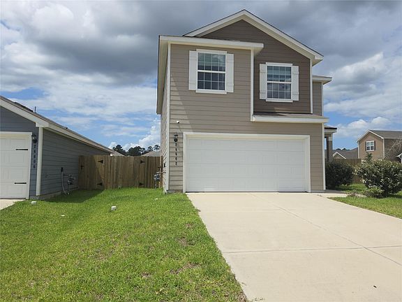 2nd image of 26602 Ezemily Dr