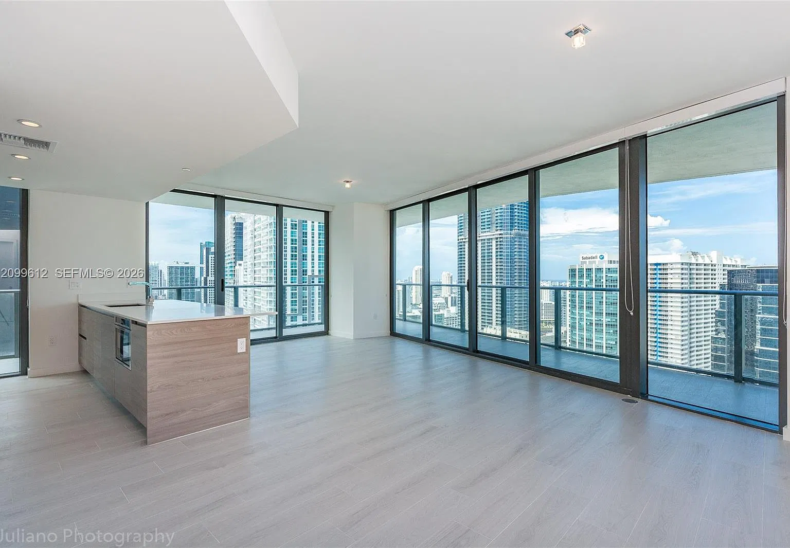 1300 S Miami Avenue Condo — Photo 1