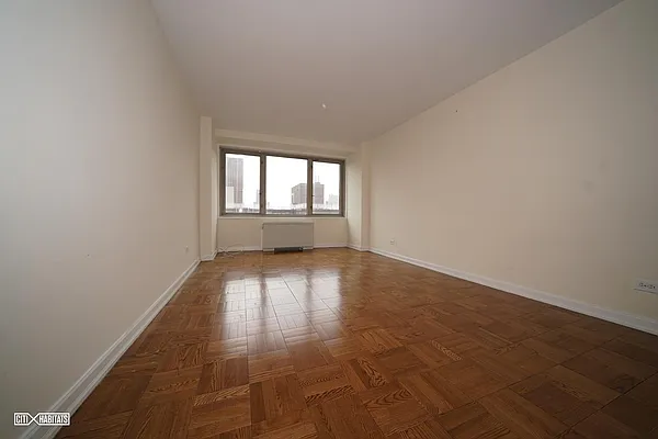 Rented by Citi Habitats | media 11