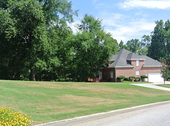 3rd image of 498 Knob Hill Ct W