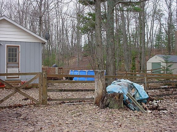 2nd image of 1829 Columbine St