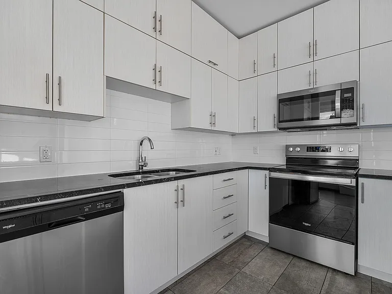 3569 Dutch Village Rd — Photo 39