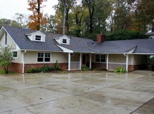 5150 High Point Rd, Sandy Springs, GA 30342