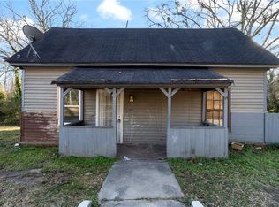 27 Lakeview Ave, Griffin, GA 30223