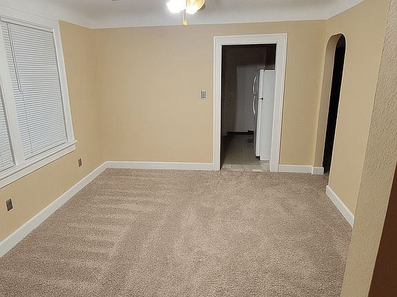 2nd image of 2309 Burnside Ave