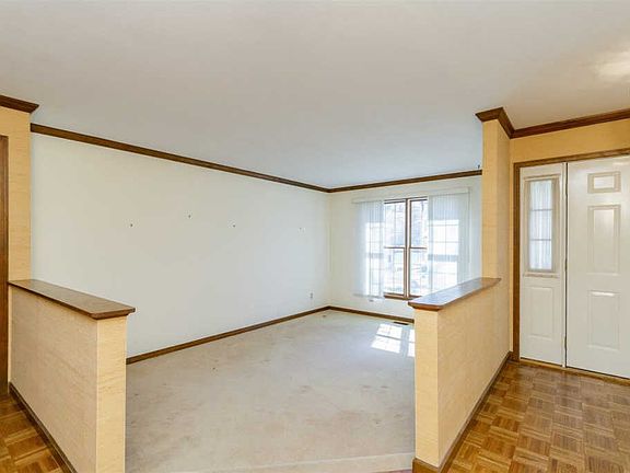 2nd image of 14233 Cypress Hill Dr