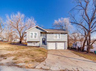 3711 N Lydia Ave, Kansas City, MO 64116