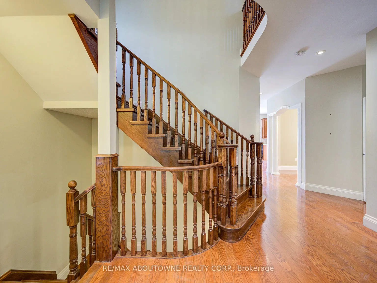 4 bed, $4,800 — Photo 3