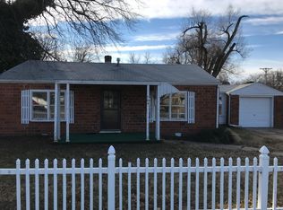 705 E 3rd Ave, Hutchinson, KS 67501