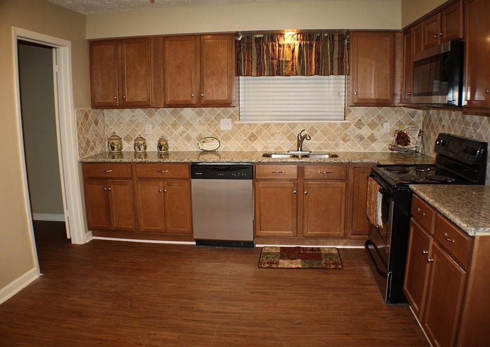 1st image of 17514 Heritage Cove Dr