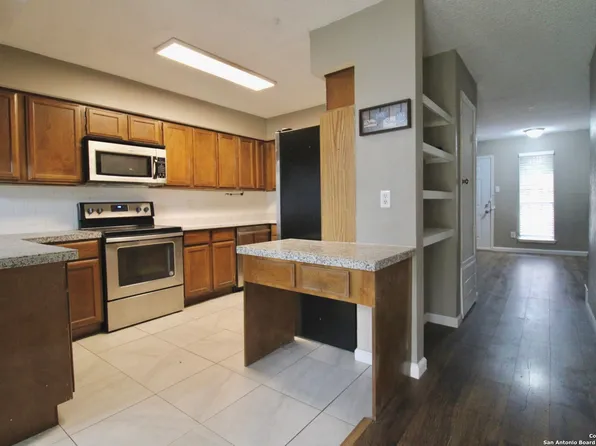 4906 ALI AVE, San Antonio, TX 78229