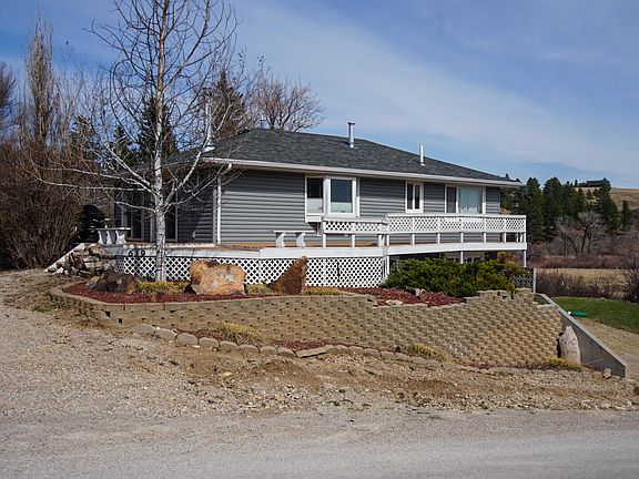 3rd image of 619 Roundhouse Rd