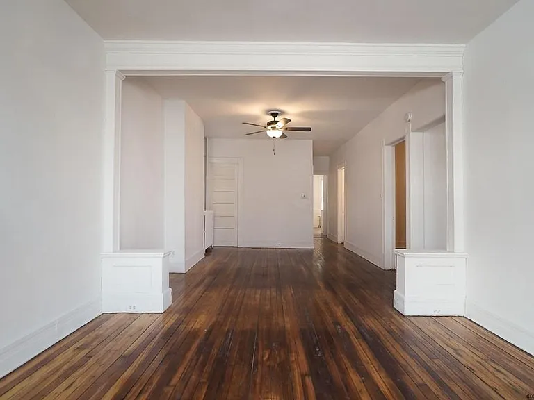 53 Oakwood Ave #A — Photo 10