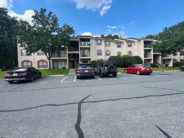 22 Colonial Ct #22, Galloway, NJ 08205