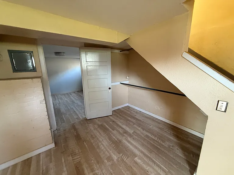 1402 W Lemp St — Photo 29
