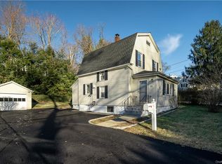 70 Babbitt Rd, Bedford Hills, NY 10507
