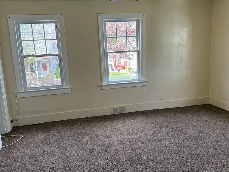 92 Jefferson Ave — Photo 8