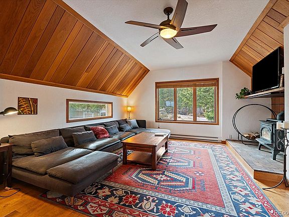 3rd image of 6516 Vesuvius Road