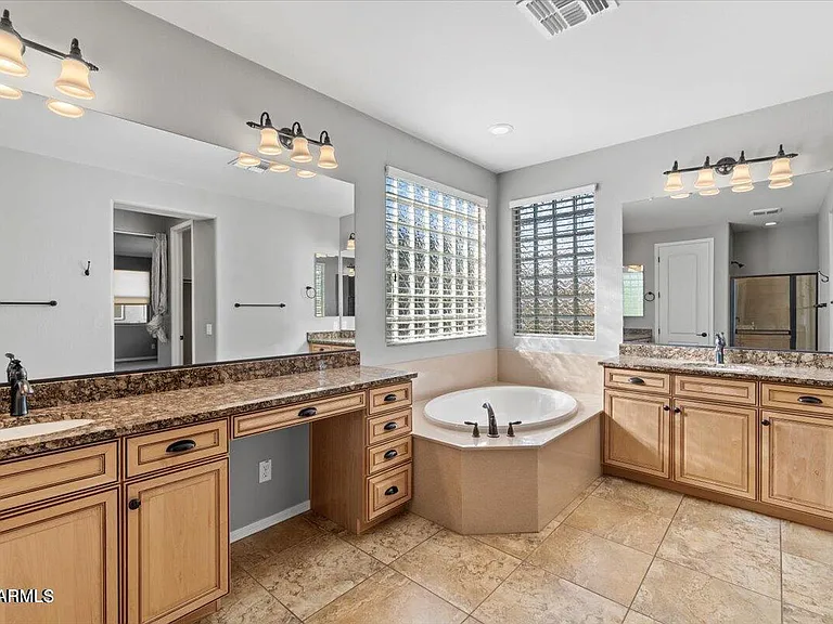 3734 E Matthew Dr — Photo 15