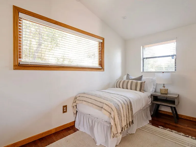 517 Canon View Trl — Photo 19