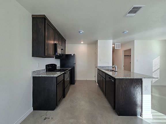 5th image of 304 Agua Chiquita Ct #A/b