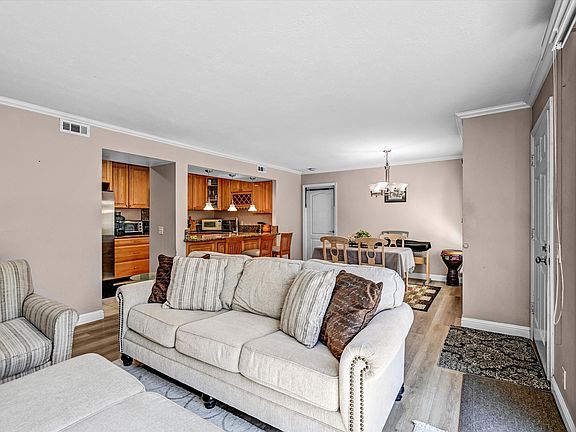 4th image of 4020 Porte La Paz Unit 1-110
