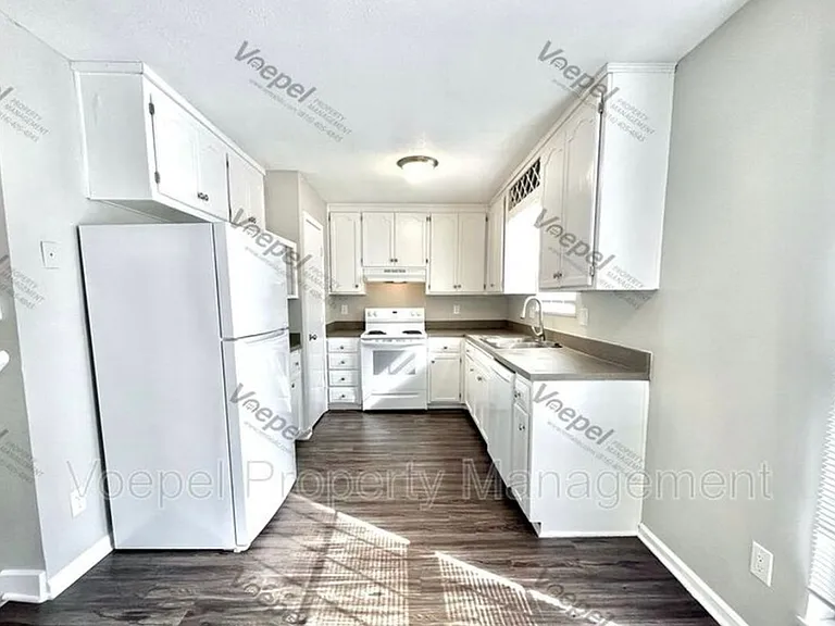 10109-10115 E 67th St — Photo 12