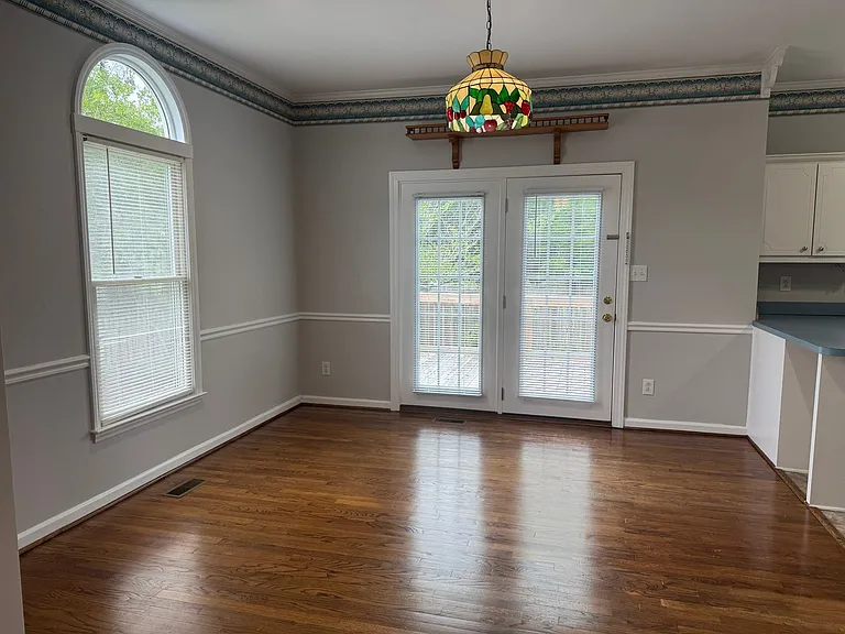 2105 Rail Ct — Photo 4