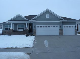 4415 Cumberland Ln, Iowa City, IA 52245