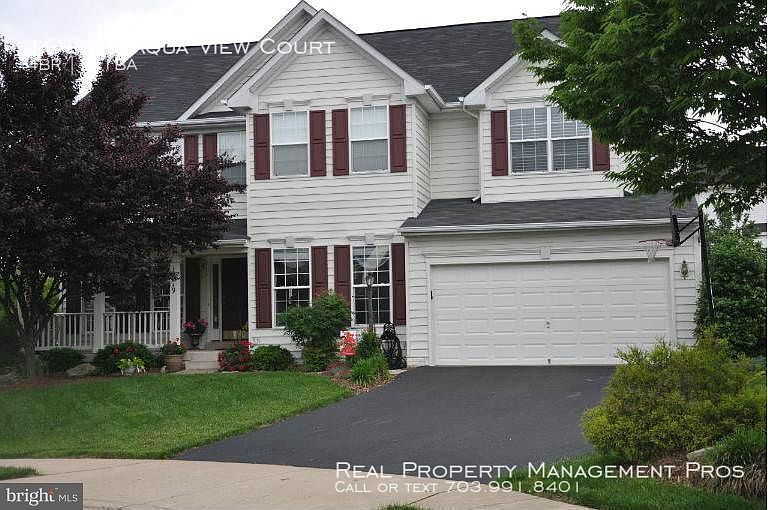 1st image of 10219 Aqua View Ct