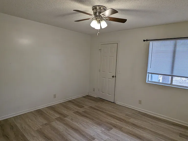 910 Brett Dr #57 — Photo 3