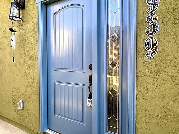 Welcome Home! Exquisite Front Door to greet you daily.