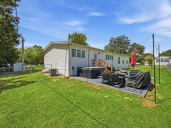 2nd image of 59 Bear Ct