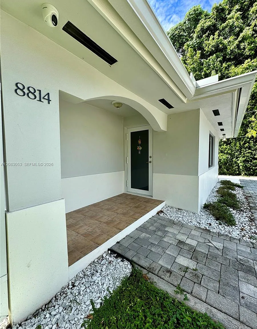 Ziona — Photo 4