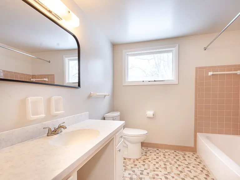 1 Larkspur Ln — Photo 22