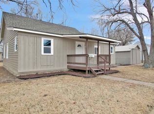 222 W Allen St, Valley Center, KS 67147