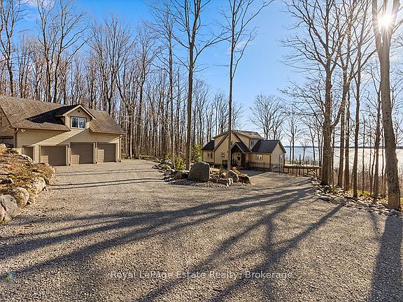 3rd image of 50 Nippissing Ridge Rd