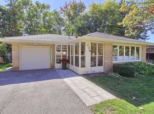 130 Park Ave, Newmarket, ON L3Y 1T8