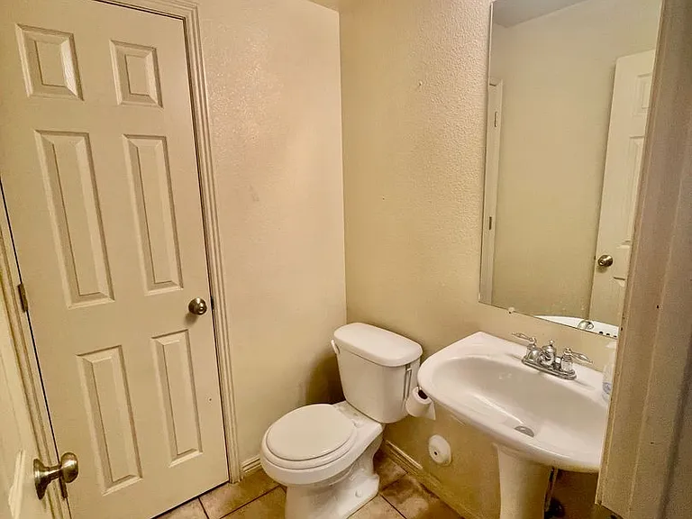 3155 S Hidden Valley Dr #341 — Photo 5