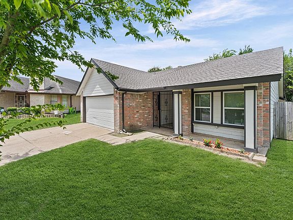 3rd image of 11335 Bayou Place Ln