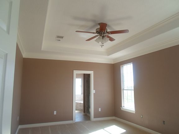 Master, high ceilings