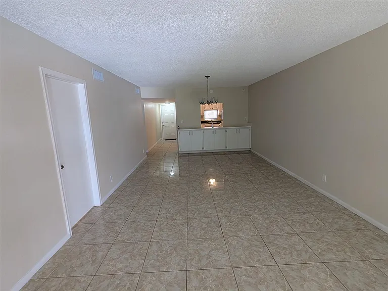 9800 N Hollybrook Lake Dr #9303 — Photo 7