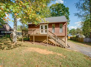 2008 Michael Dr, Johnson City, TN 37604