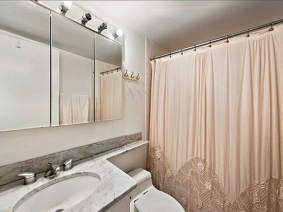 4th image of 393 W 49th St APT 5D