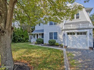 10 Church St, Sea Bright, NJ 07760