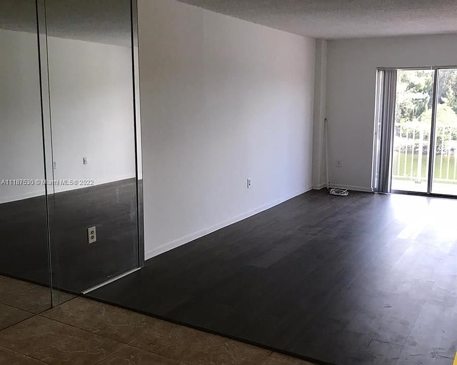 1st image of 16465 NE 22nd Ave APT 319
