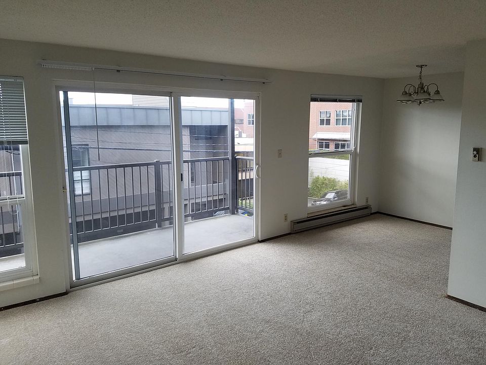 1st image of 2309 Franklin Ave E