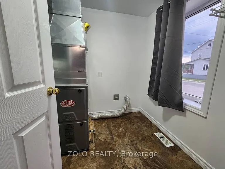 26 Allen Ave — Photo 11
