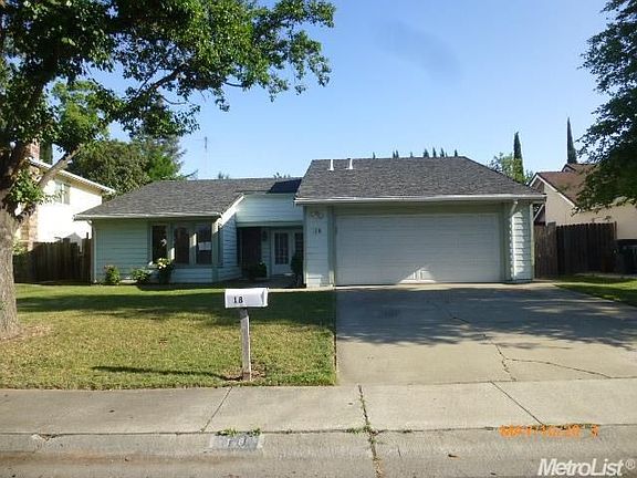 2nd image of 18 Cedro Cir