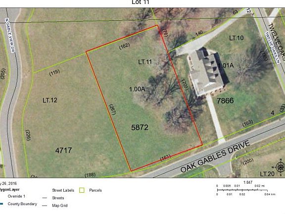 3rd image of 358 Oak Gables Dr